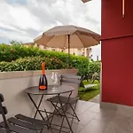Apartment Lake-lahn